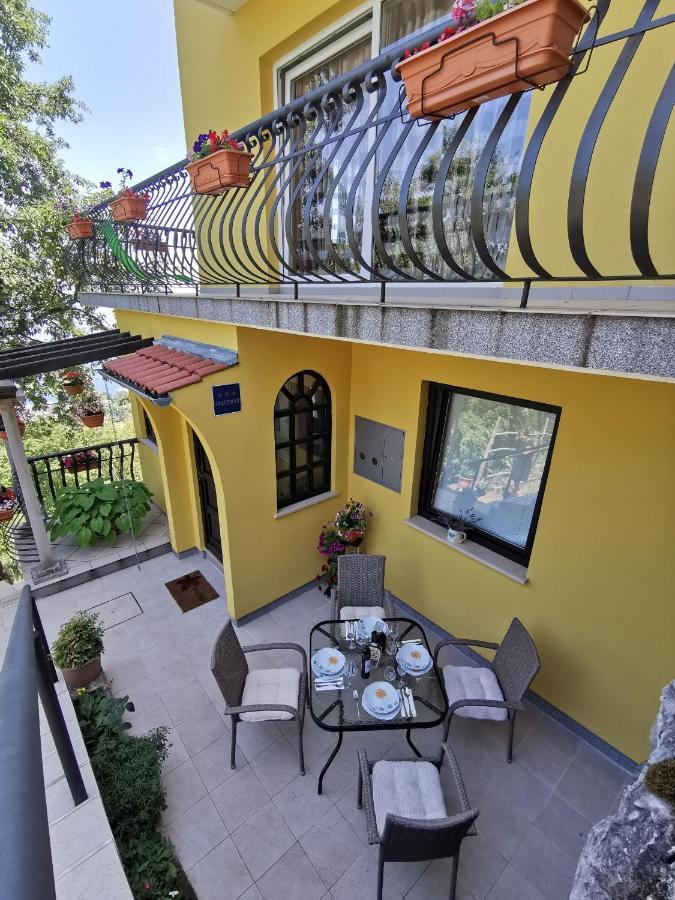 Apartment Delost Lovran Dış mekan fotoğraf